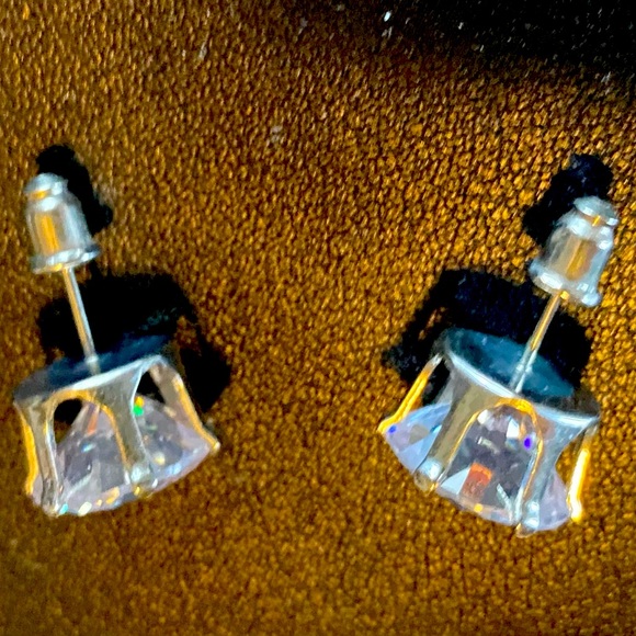 Crystal and silver stud earrings NWOT - Picture 4 of 5